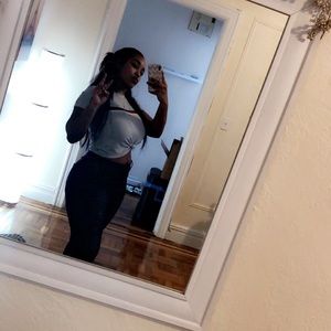 Meet your Posher, Cristal